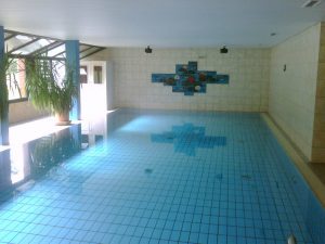 Vorher: Hotel Heide-Kröpke Schwimmbad
